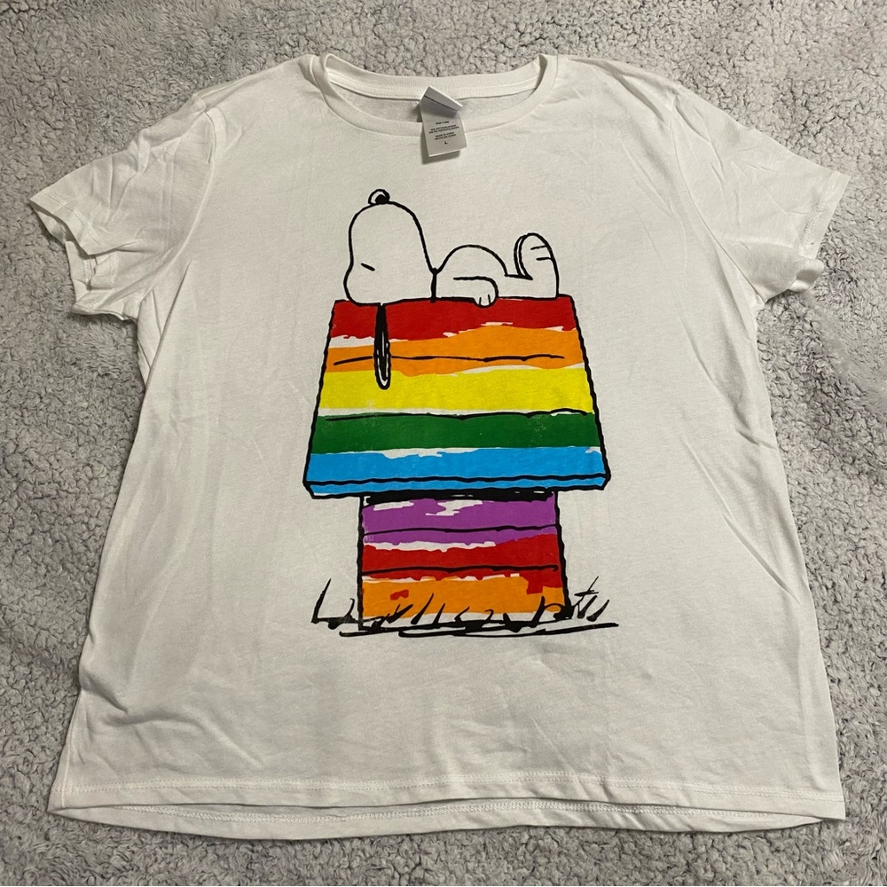 Peanuts tshirt